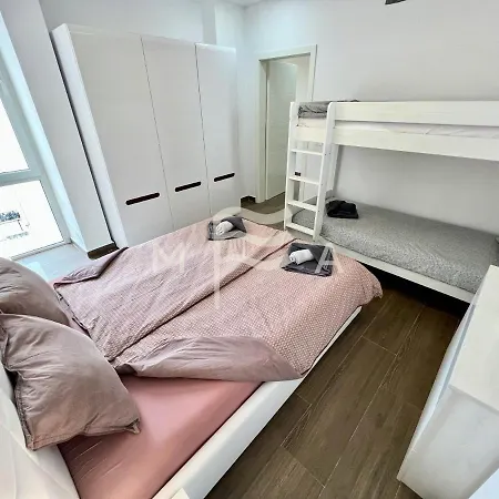 Nicolas 618 Apartment Durres